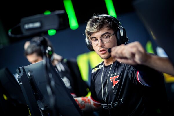 Twistzz Confirms frozen Is Central to the FaZe Rebuild