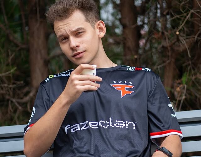 Plotki o transferze frozena do NaVi wracają – iM stoi przed cięciami w rosterze